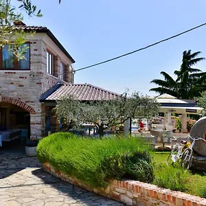 & Mani A Casa Kroatien